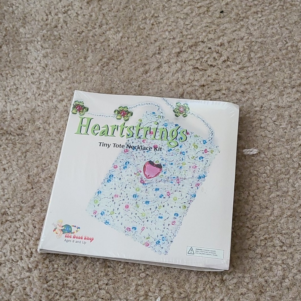 Necklace craft kit for kids